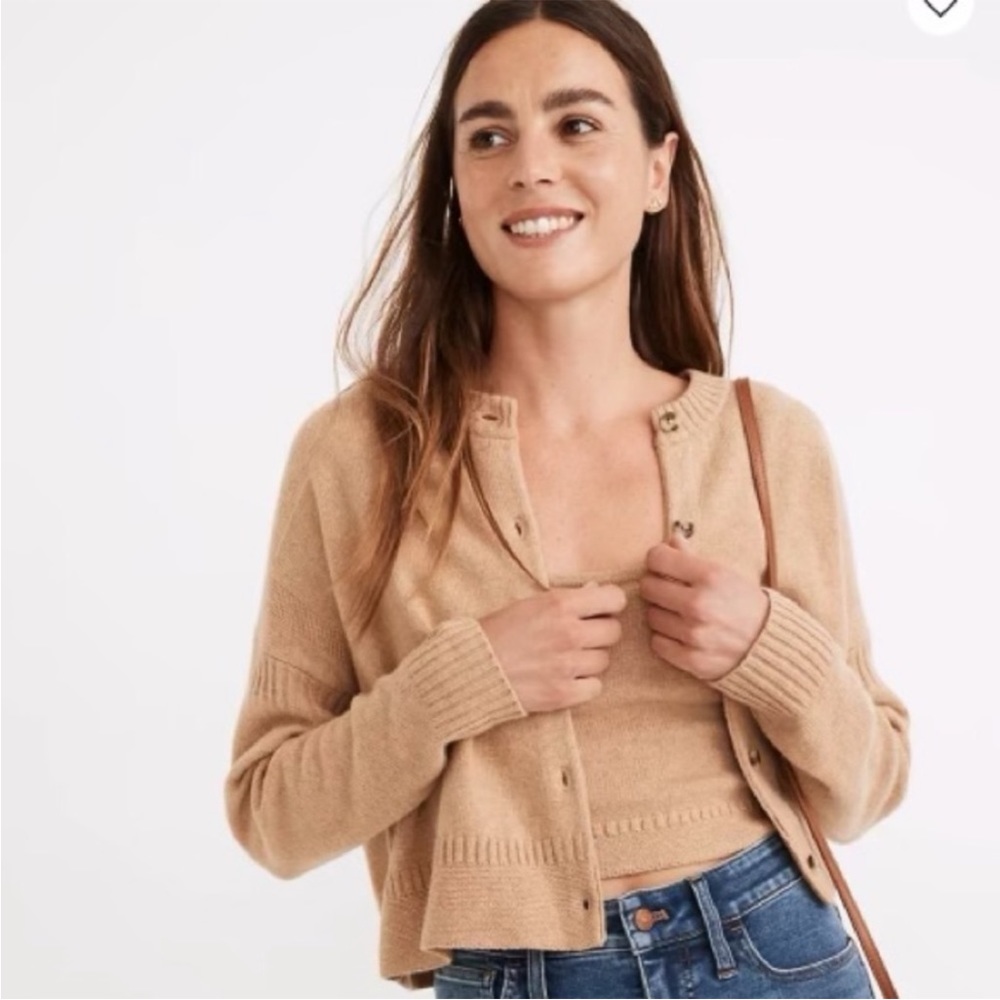 MADEWELL Clemence Cropped Cardigan Sweater in
Heather Camel